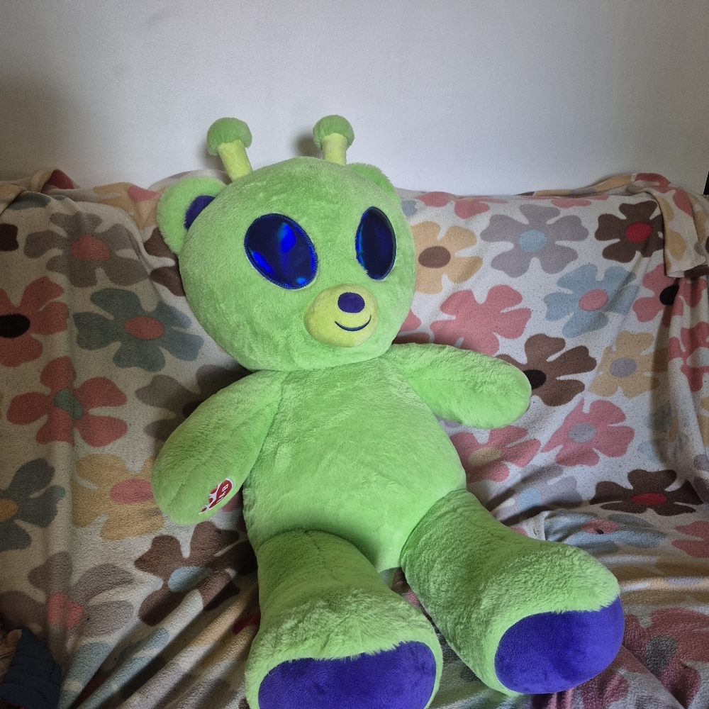 Jumbo Green Bearlien Build A Bear